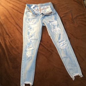 Size 00, American eagle ripped mom jeans
